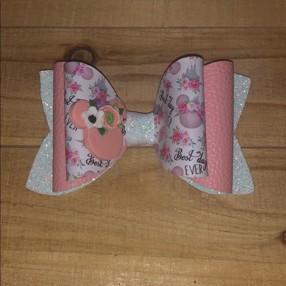 Girls hair bow
